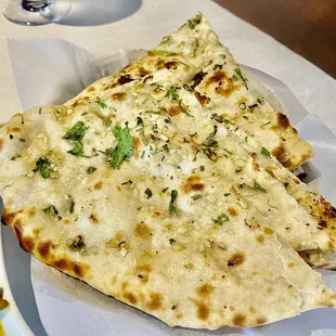 Garlic Naan 5/5 so delicious