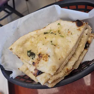 Garlic naan