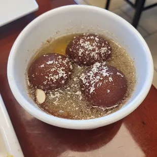 Gulab jamun