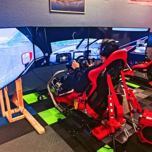 Seriously, 60" 4k triple screens. A dude's dream!