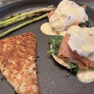 Salmon Benedict