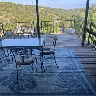 This was one of my favorite parts of the cabin this deck is just great!