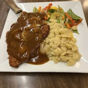 Jaegerschnitzel with Spaetzle