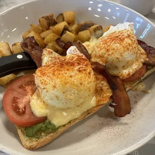 Avocado Smash Benny