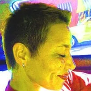 Angela O.