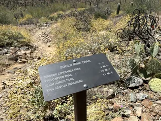 King Canyon Trailhead