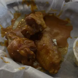 Excellent chicken wings