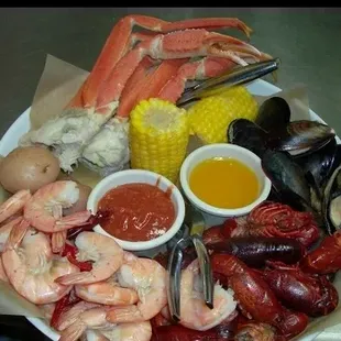 shellfish, mussels, oysters, oysters and mussels, food