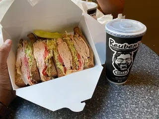 Reuben's Deli