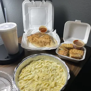 Fettuccini Alfredo Pasta