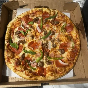 BYO pizza, up to 5 toppings