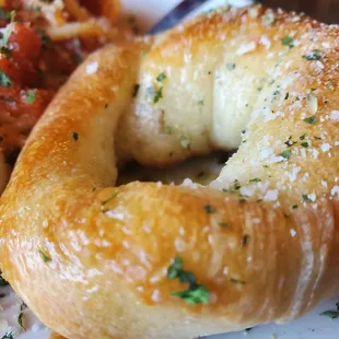 Garlic knot
