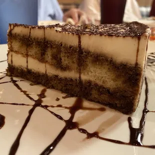 Tiramisu cake