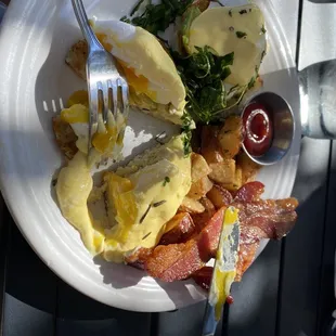 Eggs Benedict