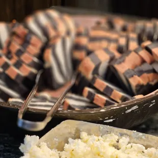 a bowl of rice and a bowl of chocolate