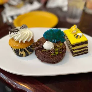 Animal-inspired Mini Desserts