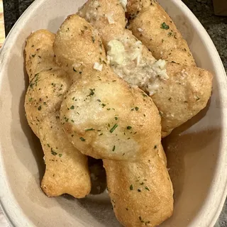 Garlic Knots