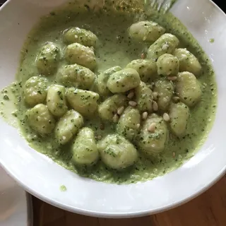 Gnocchi w/ Creamy Basil Pesto