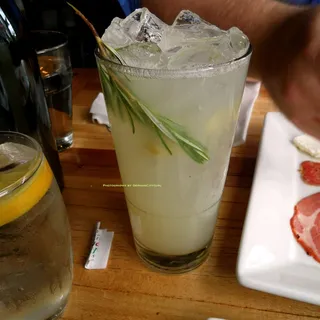 Rosemary Lemonade