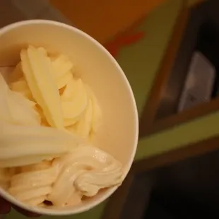 tart, mango and pumpkin pie