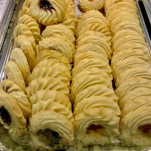 Butter cookies are always a fav for the tea party with the ladies ...and gentlemen too!
