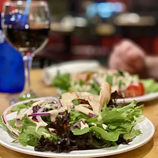 LOVE LOVE LOVE  their Side salads w/creamy balsamic house made dressing. Fabulous :)..
