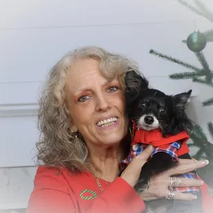 Vickii and Oreo Cookii, Service Dog, kicked out of Tuxedo Liquor.