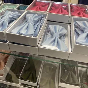 Bow ties