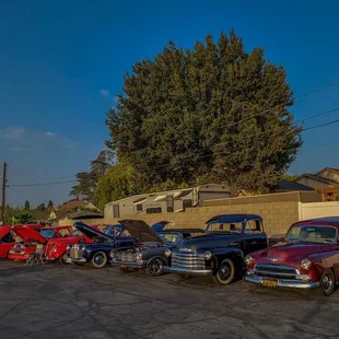 TUXIES JUICES CAR SHOW RIVERSIDE CALIFORNIA IS A GREAT COMMUNITY EVENT!