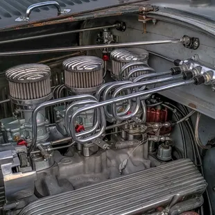 TUXIES JUICES CAR SHOW RIVERSIDE CALIFORNIA IS A GREAT COMMUNITY EVENT!