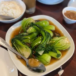 Bok Choy and mushrooms with white rice