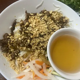 Sauteed Beef and Lemongrass Vermicelli