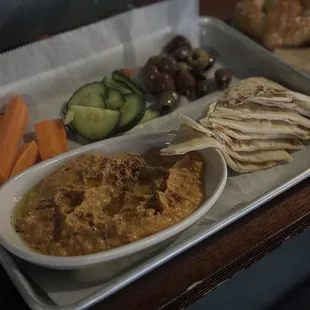 Hummus plate