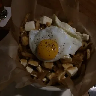 Poutine*