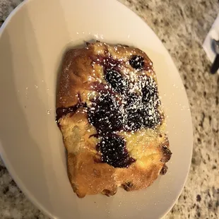 Blackberry vanilla custard brioche