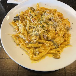 Spicy shrimp pasta