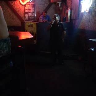 Such a David Lynch feel in here. #twinpeaks