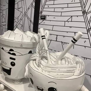 ramen and noodles, outside