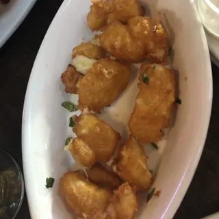 Beer-battered Cheese Curds