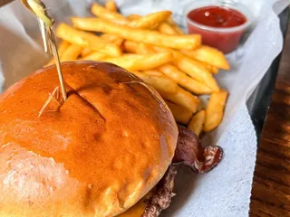 Ralston's Drafthouse