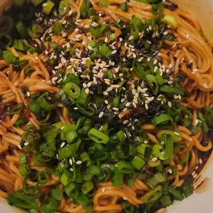 Chili crunch noodles- Min