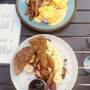 Omelette of the day, potatoes &amp; bacon Blue Crab Benedict