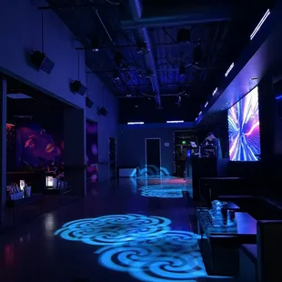 Dance floor on a Saturday night, err, Sunday 1:15 am. Anyone, anyone, Bueller?