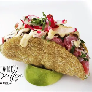 Tuna tartare taco