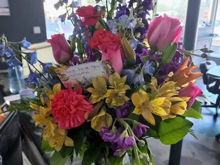 He Loves Me! Flowers