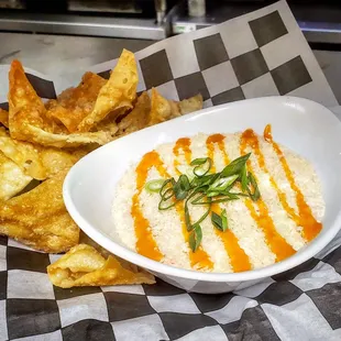 'Goon Dip with fried wonton chips