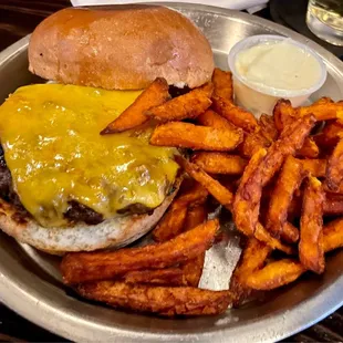 Cheeseburger and sweet potato fries