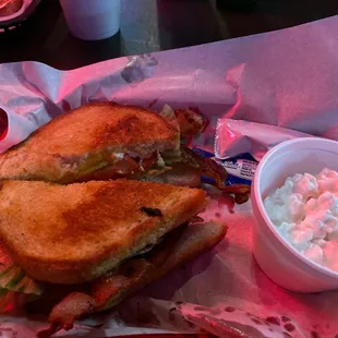Twin City Bar & Grill