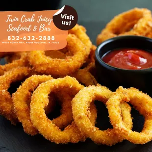 onion rings and dipping sauce