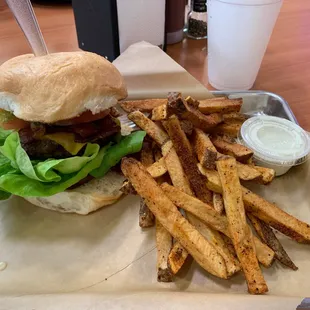 Commander in Beef Burger with Seasoned Fries